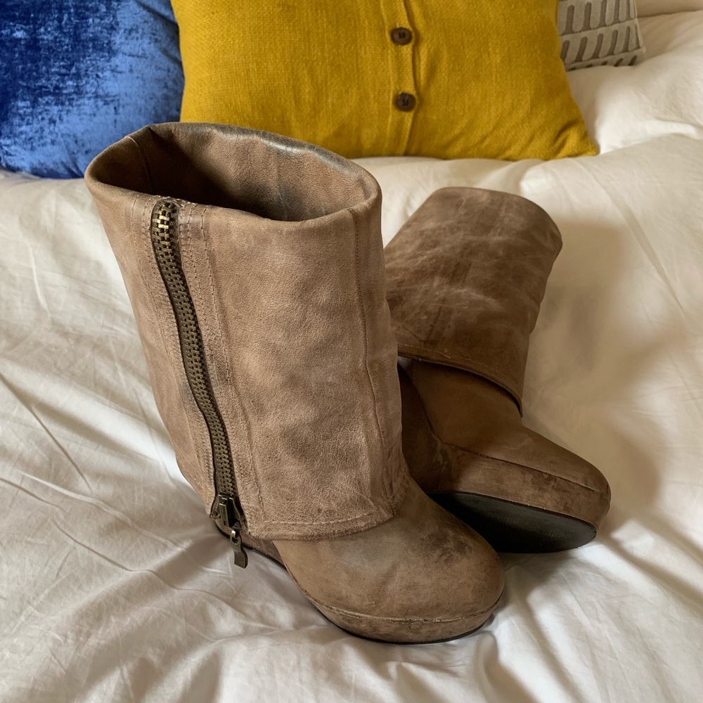 *STEVEN* by Steve Madden gray boots size: 8